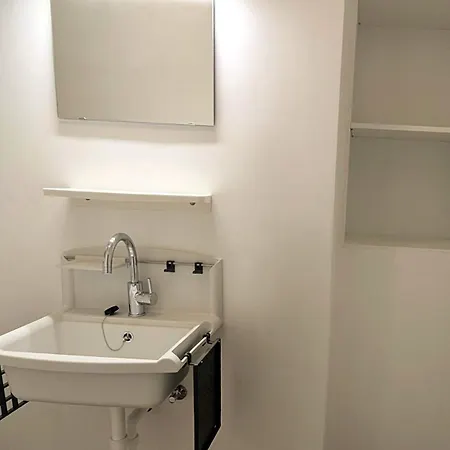 Haus Zur Krone - Pension&unterkunft In Ulmbach Bei Steinau Gasthof 3*