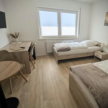 Gasthof Haus Zur Krone - Pension&unterkunft In Ulmbach Bei Steinau 3*
