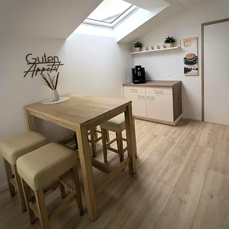 Haus Zur Krone - Pension&unterkunft In Ulmbach Bei Steinau 3* Steinau an der Straße