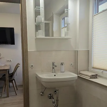 Haus Zur Krone - & In Ulmbach Bei Steinau 3*