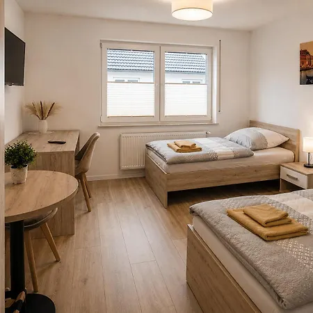Haus Zur Krone - Pension&unterkunft In Ulmbach Bei Steinau